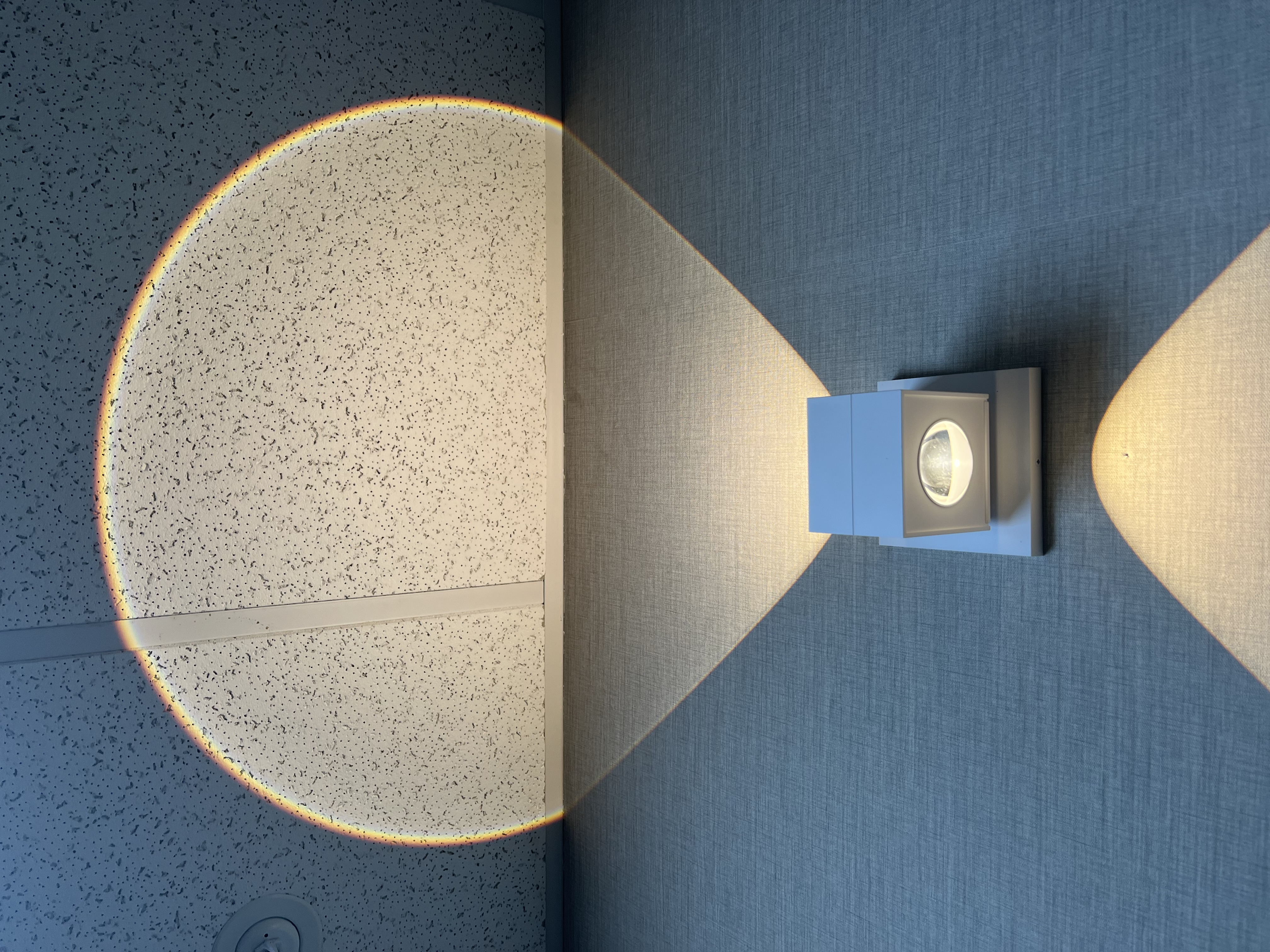 wmed relative|center