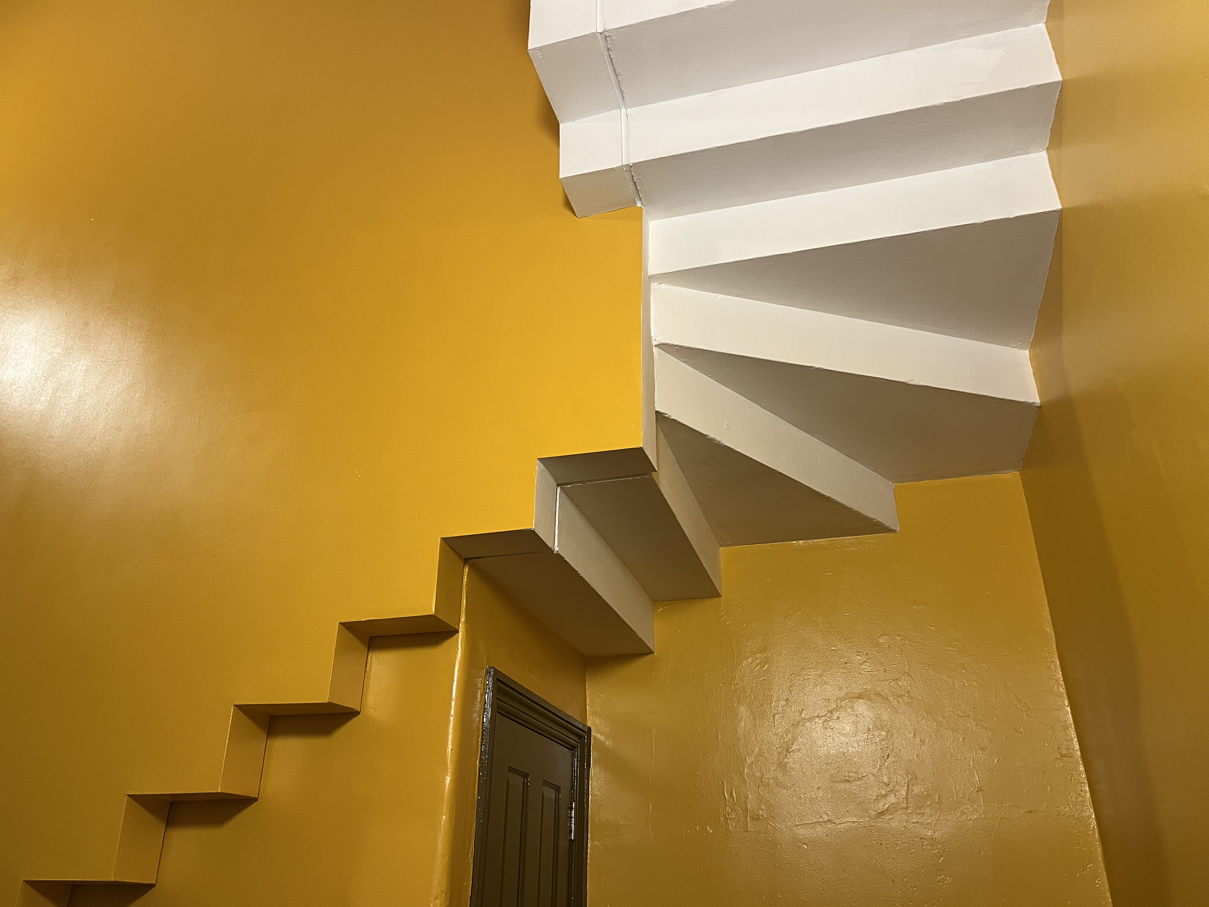 wmed relative|center